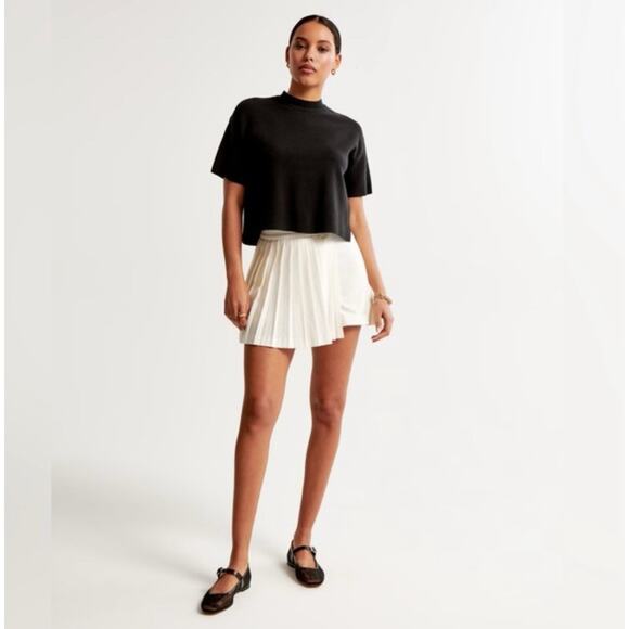 Abercormbie & Fitch Mini Wrap Skort XXL Cream White Pleated Sporty New - Picture 1 of 10